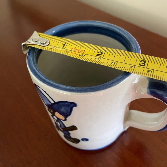 Louisville Pottery Stoneware 7 oz Child w/ Baseball Bat Hand-painted Mug - Picture 5 of 5